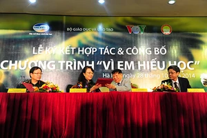 Dành 260 tỷ đồng để cấp học bổng cho học sinh nghèo, khó khăn