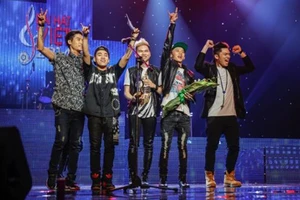 Bị tước giải Bài hát Việt vì sáng tác trên giai điệu Hàn