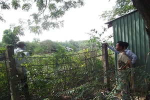 Phát hiện xác một người đàn ông trong hồ Đá làng Đại học