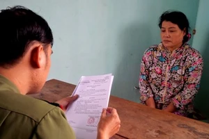 Bắt đối tượng truy nã khi đang khoác áo bệnh nhân