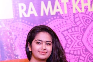 Ngôi sao 'Cô dâu 8 tuổi' xinh đẹp ở Việt Nam