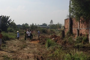 Bắt quả tang Công ty Đồng Xanh đổ lén nước thải chưa qua xử lý