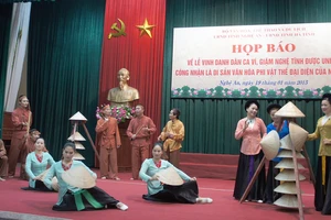 Đêm 31-1, UNESCO trao bằng Dân ca Ví, Giặm Nghệ Tĩnh 