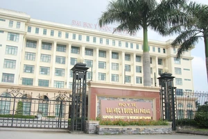 Buộc thôi học với trường hợp dùng bằng cấp giả