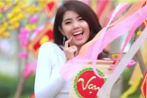 Ca sĩ 'đua nhau' làm MV mừng xuân mới