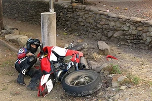 Một thành viên đoàn đua xe đạp nữ quốc tế tử nạn