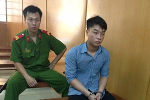 Hẹn bạn đi chơi rồi lẻn về nhà bạn trộm bị phạt 9 tháng tù