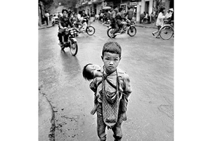 ​Việt Nam, 40 năm sau qua ảnh trắng đen của nhiếp ảnh gia Mỹ