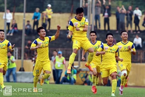 Có Công Phượng cũng không làm nên chuyện HAGL vẫn thua 0-2