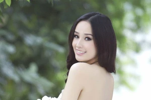 Người đẹp Việt bước ra thế giới là mất tích?