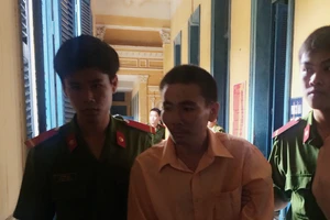 Ghen quá mức giết vợ hờ rồi tự sát bất thành