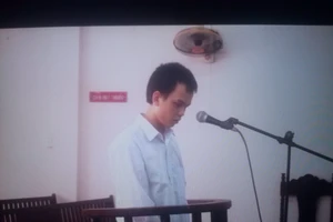 Nhân viên truyền thông lừa bán hàng qua mạng