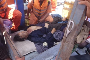 Tàu cá bị đâm chìm: 1 người tử vong, 3 người bị thương nặng