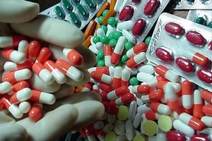 Hơn 3.700 tỉ đồng mua thuốc biệt dược năm 2015