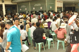 Bốn khó khăn trong thực hiện BHYT toàn dân