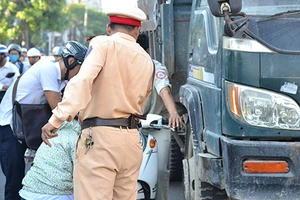 Đà Nẵng, Đắk Lắk: gần 800 thí sinh bỏ thi môn Toán