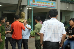 Thí sinh lại 'quậy tưng' phòng thi