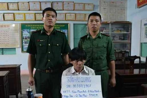 Điều tra vụ vận chuyển 1kg ma túy qua biên giới