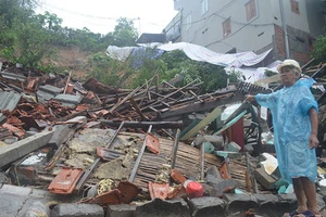 Khẩn trương khắc phục sự cố vỡ đập chứa xỉ than