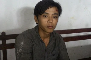 Không có tiền mua xe máy đi lừa đảo