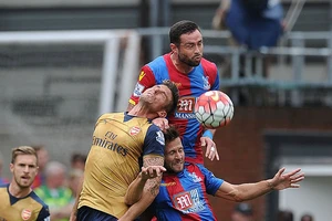 Chiến thắng đầu tay (2-1) của Arsenal trước chủ nhà Crystal Palace