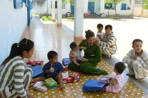 Đọc gì trên Báo Pháp luật TP.HCM số ra ngày 23-8-2015 ?