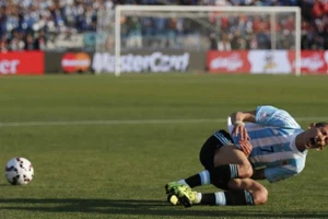 Argentina thiệt quân trầm trọng trước ngày tập trung