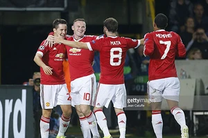Club Brugge 0-4 MU: Rooney lập hat-trick, MU dự C1 