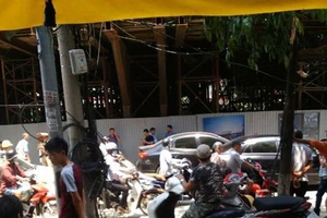 Cảnh cáo tổng thầu Trung Quốc sau sự cố thanh sắt rơi trúng ôtô