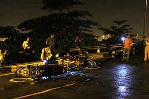 Việt kiều Mỹ bị xe tông trước đám cưới một ngày