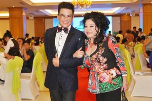 Thanh Bạch lên tiếng về thông tin cưới bà chủ Thúy Nga