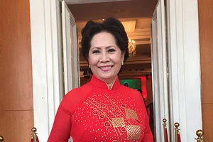 Ca sĩ Phương Dung ngạc nhiên với hàng chục ngàn giọng ca bolero