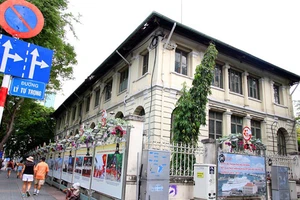 Ngắm Dinh Thượng Thơ hơn 120 năm tuổi giữa trung tâm Thành phố