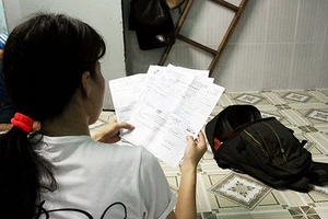 Lời kể của nữ công nhân bị kẻ lạ mặt đâm kim tiêm vào người