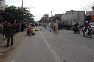 Nữ sinh năm cuối bị xe buýt cán tử vong tại chỗ