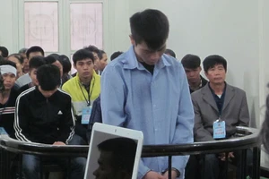 Đâm chết người vì tưởng gọi bạn đến 'ra oai'