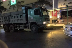 Một nữ sinh bị xe tải cán tử vong trong đêm