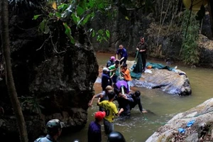 Thêm một du khách nước ngoài tử nạn tại thác Pongour