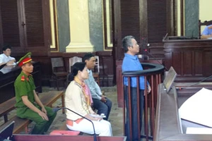 Giám đốc bệnh viện vụ lợi cho tập thể lãnh sáu năm tù