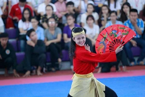 Nụ cười quyến rũ của “hot girl” Pencak Silat