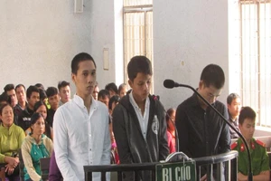 'Khích' trả tiền nhậu, gây hỗn chiến khiến 1 người chết