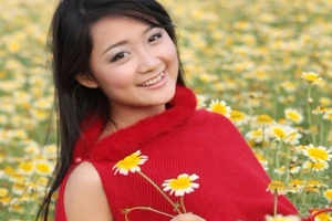 Ngắm vẻ đẹp của BTV Thu Hà