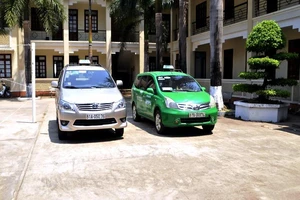 Kẻ chuyên lừa lấy điện thoại tài xế taxi