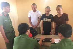 3 con nợ hành hung, cướp tài sản chủ nhà