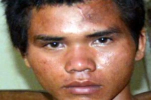 Khởi tố, bắt giam kẻ giết, hiếp cô gái chăn bò 14 tuổi