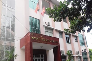 Bắt nữ kế toán Ban Bảo vệ chăm sóc sức khỏe Bến Tre