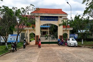 Nam sinh nguy kịch vì bị bạn Facebook dùng súng bắn