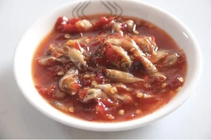 Mắm dưa cơm nguội chiều chiều