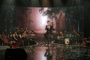 Không Khoảng Cách với ca sĩ Quang Dũng