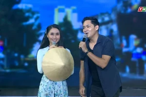 Thanh Hiền, Minh Luân hát Túp lều lý tưởng